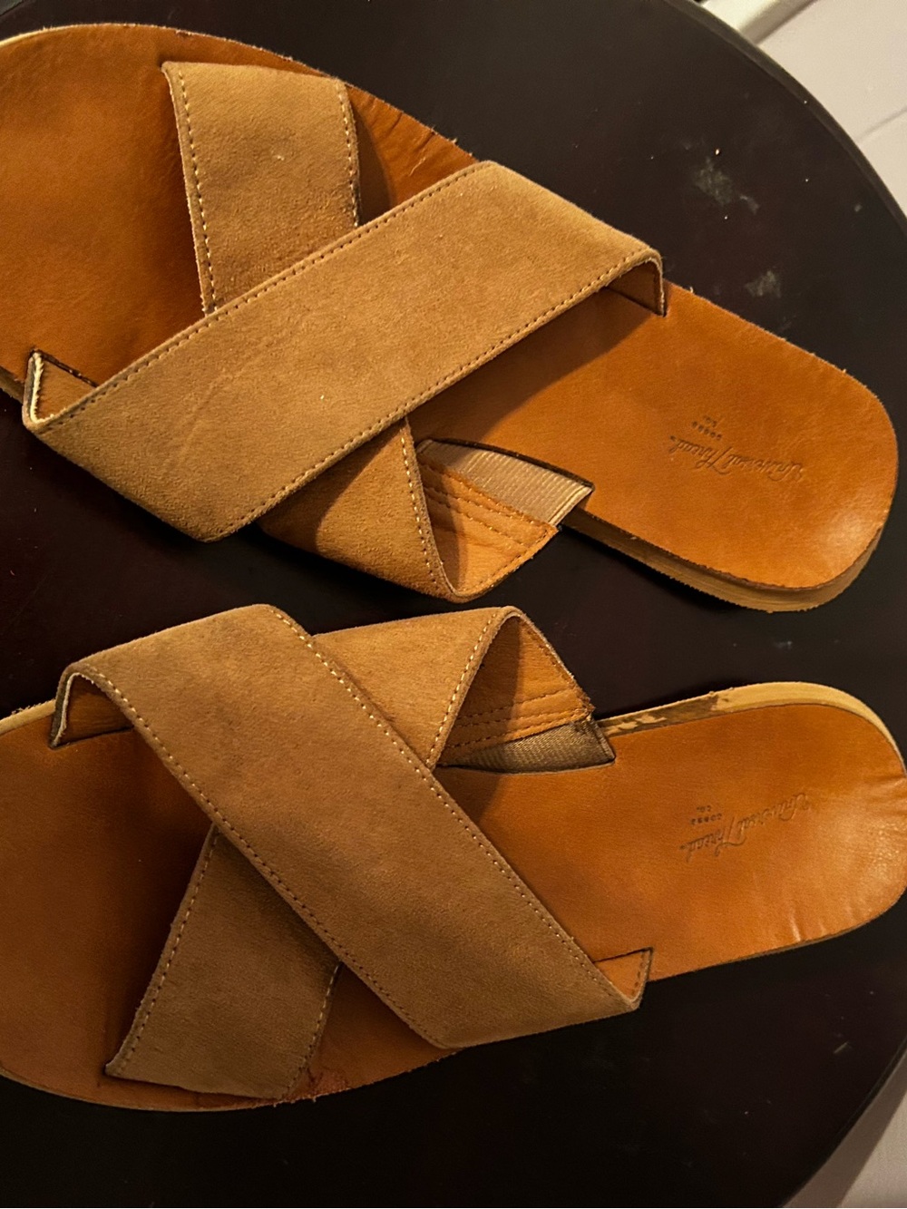 Women’s Suede Crisscross Slip-On Sandals in Tan